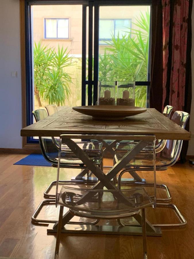 Impresionante Piso En El Centro De Pontevedra Con Terraza Y Parking Apartment Luaran gambar
